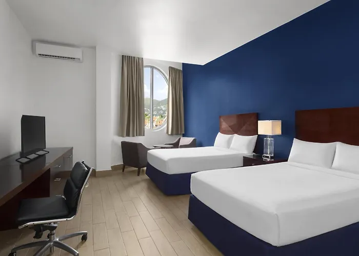 Commodore Suites, Surestay Collection By Best Western